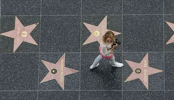 Celebrul Hollywood Walk of Fame are peste 2.600 de stele și încă mai e loc pentru celebrități