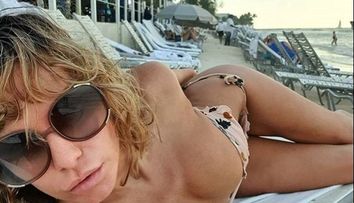 Anna Lesko, pusă la zid de fani, din cauza unei fotografii nud: „Nu ți-e rușine să apari așa?”