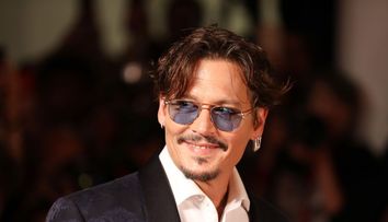 Johnny Depp, apariție excentrică la Festivalul de Film de la Veneția