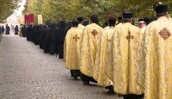 S-a aflat cât câștigă, de fapt, un preot în România! Noile salarii au fost făcute publice