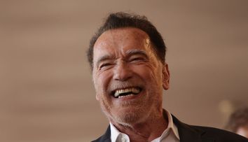 La 77 de ani, Arnorld Schwarzenegger a primit titlul de Doctor Honoris Causa și are o lecție de viaţă pe care doreşte să o împărtăşească tuturor: „Nu-i ascultați pe cei care…”