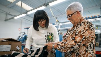 Cristina Chiriac intră sub acoperire la fabrica de tricotaje de la Satu Mare și devine ucenica doamnei Veronica. Reacția angajatei: „Trebuie să își caute altă meserie”