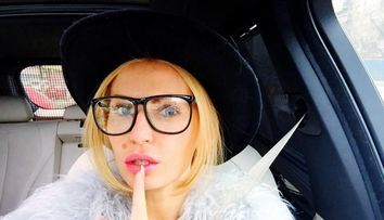 Andreea Banica, aparitie provocatoare intr-un costum de baie minuscul. Cum au reactionat fanii cand au vazut-o asa