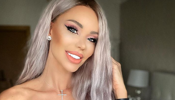 Costumul de baie care îi pune în evidență corpul extrem de sexy. Cum a apărut Bianca Drăgușanu la piscină