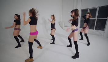 Miscarile de dans care ar face-o invidioasa chiar si pe Miley Cyrus. Cum au reusit un grup de dansatoare sa faca furori