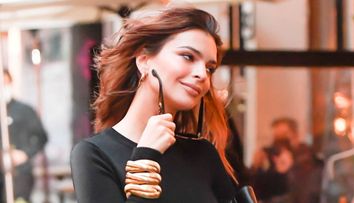 Emily Ratajkowski este însărcinată. „Nu vom ști sexul copilului până nu va împlini 18 ani”