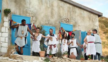 Si-au demonstrat talentul de dansatori in fata unui public exigent. Cum s-au descurcat baietii la dansurile cipriote