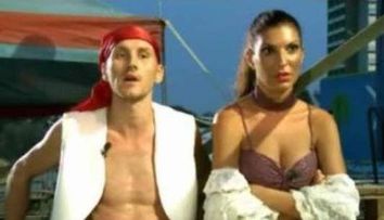 Tonciu cu gura pana la urechi, Mitea 