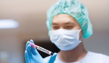 Când vom scăpa de coronavirus. Ce spune un medic de la Spitalul Carol Davila
