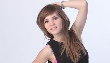 Anca Anghel (Criss Ciobanasu)