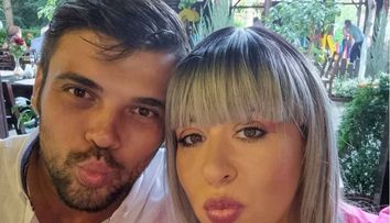 Oana Roman, ipostază incendiară alături de fostul soț. Marius Elisei a apărut gol pușcă pe Instagram