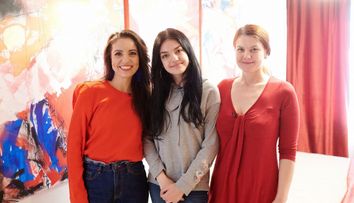 Povestea Dariei, adolescenta care s-a născut cu multe malformații, a ajuns la inimile românilor
