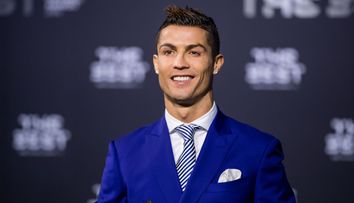 Cristiano Ronaldo, posesorul unei masini la care multi doar viseaza. Cat costa bolidul din garajul fotbalistului