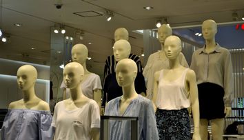 (P) 5 modele de bluze pe care le poți purta în ținute de zi și de seară