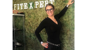 VIDEO Anamaria Prodan, la terapia vampir și terapia cu laser