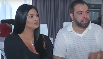 Roxana Dobre nu îl lasă singur pe Florin Salam. Soția manelistului i-a transmis un mesaj clar tinerei care i-a făcut plângere: „Avem noi grijă de domnișoara”
