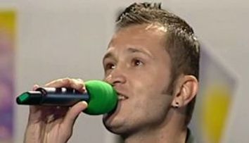 Publicul rasplateste cu aplauze talentul! Uite ce l-a impresionat! VIDEO