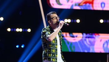 Vocea României, 12 septembrie 2025. Adrian Cârciova a cântat „Inel, inel de aur”, iar Tudor Chirilă s-a întors doar după câteva secunde: „Bătaie mare pe tine în seara asta”