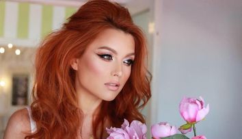 Elena Gheorghe, fotografii în care apare frumoasă și foarte sexy într-una din cele mai speciale zile din viața ei