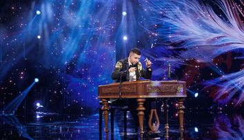 La 24 de ani, Cătălin Iancu este maestru al țambalului! Pe scena Românii au talent, tânărul a ridicat toată sala la dans, iar Andra l-a aplaudat în picioare: „Ai reușit să aduni în același moment și tehnică și emoție și tradiție!”