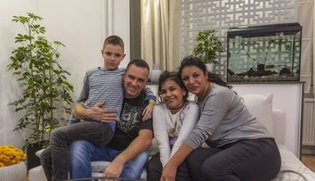 Familia Dumitrascu a inceput o viata noua cu ajutorul echipei Visuri la cheie!