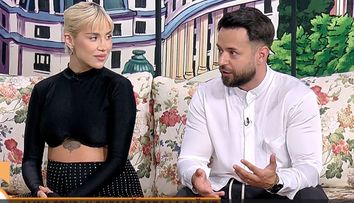 Alina Ceușan, cu trei săptămâni înainte de a naște, extrem de sexy La Măruță
