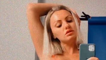 Alexandra Stan a profitat de zilele însorite din septembrie! A făcut plajă topless și a postat imaginile pe net