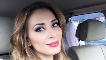 Iulia Vantur i-a hipnotizat pe indieni cand a aparut imbracata asa la o gala. Rochia cu care a impresionat