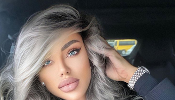 E mereu în atenția publicului, dar puțini știu cum arată sora ei. Bianca Drăgușanu s-a pozat alături de Oana, de ziua ei