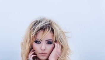 Giulia Anghelescu, o noua schimbare spectaculoasa de look. Transformarea care i-a luat pe toti prin surprindere