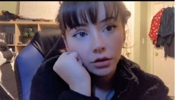 Actriță de filme pentru adulți, îngrozită după ce unchiul ei a găsit un video deocheat cu ea