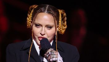 Madonna neagă că ar arăta așa și dă vina pe fotografii de la Grammy: 