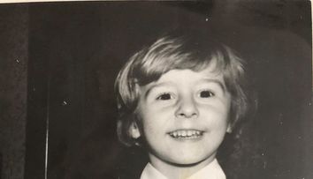 EXCLUSIV: 20 de poveşti de Crăciun cu vedetele PRO TV-Rareş Năstase şi Crăciunul copiilor