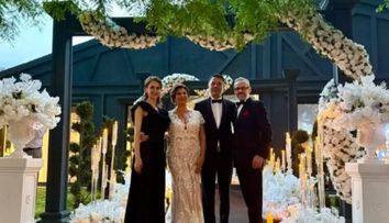 Fosta soție a lui Cristi Borcea s-a căsătorit. Imagini spectaculoase de la evenimentul fastuos, unde au fost prezenți Mihai Albu, Romanița Iovan, Leonard și Monica Doroftei