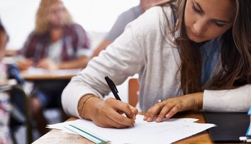 Anunț de ultimă oră! Elevii care nu au ajuns la BAC la ora 9:00, din cauza furtunilor, pot susține examenul la ora 13:00
