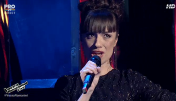 Antrenorii s-au intrecut in felicitari. Ruxandra Anania a impresionat in primul show LIVE Vocea Romaniei