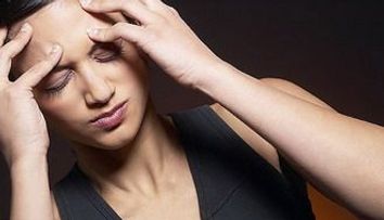Suferiti frecvent de dureri de cap? Analizati-va cu atentie dieta