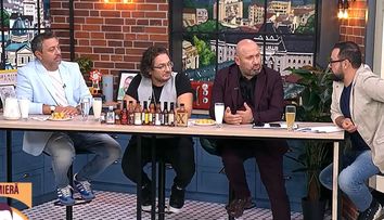 Chef Sorin Bontea, Chef Florin Dumitrescu și Chef Cătălin Scărlătescu , la sosurile picante ale lui Măruță: 