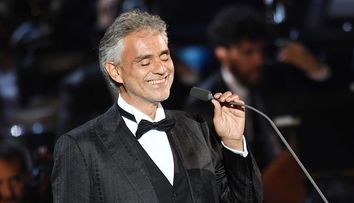 Cât de frumoasă este soția discretă a lui Andrea Bocelli. Cum arată Veronica Berti în costum de baie, la 36 ani