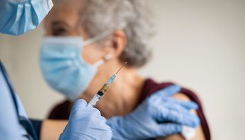 Previziune sumbră a unui medic: „Cei care vor muri în valul patru de COVID sunt cei care refuză vaccinarea”