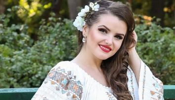 Lucreția Goagea, apariție fermecătoare în platoul La Măruță. Cum arată interpreta când nu poartă costumul popular