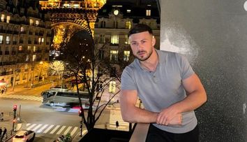 Aroganță uriașă a milionarului cu șase clase! Ce a făcut pe TikTok după ce s-a urcat la volanul bolidului de 150.000 de euro: „Pentru săraci ...”
