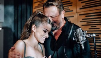 Primele imagini de la Vocea României! Cum s-au lăsat filmați Theo Rose și Horia Brenciu