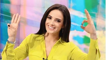 Ramona Păun a acceptat #dollypartonchallenge. Care este poza ei de Tinder