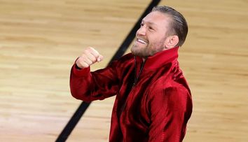 Conor McGregor a băgat în spital mascota echipei de baschet Miami Heat | VIDEO