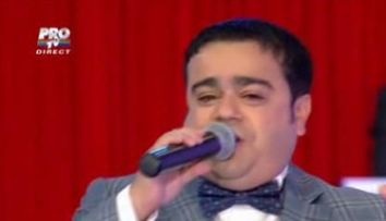 Adi Minune a cantat o versiune proprie a piesei 