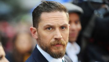 Tom Hardy revine pe micile ecrane, cu povești pentru copii. Unde poate fi urmărit