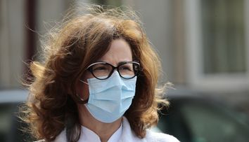 Medicul Adina Alberts a postat pe Facebook o schemă de tratament pentru pacienții care au COVID-19