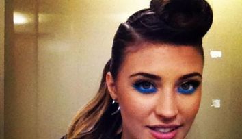 Antonia nu a vrut sa cante cu Alex Velea, ci cu EL. Clipul de 100.000 de click-uri in 24 de ore