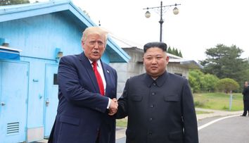Cum a reacționat Donald Trump când Kim Jong Un a flirtat cu purtătoarea sa de cuvânt